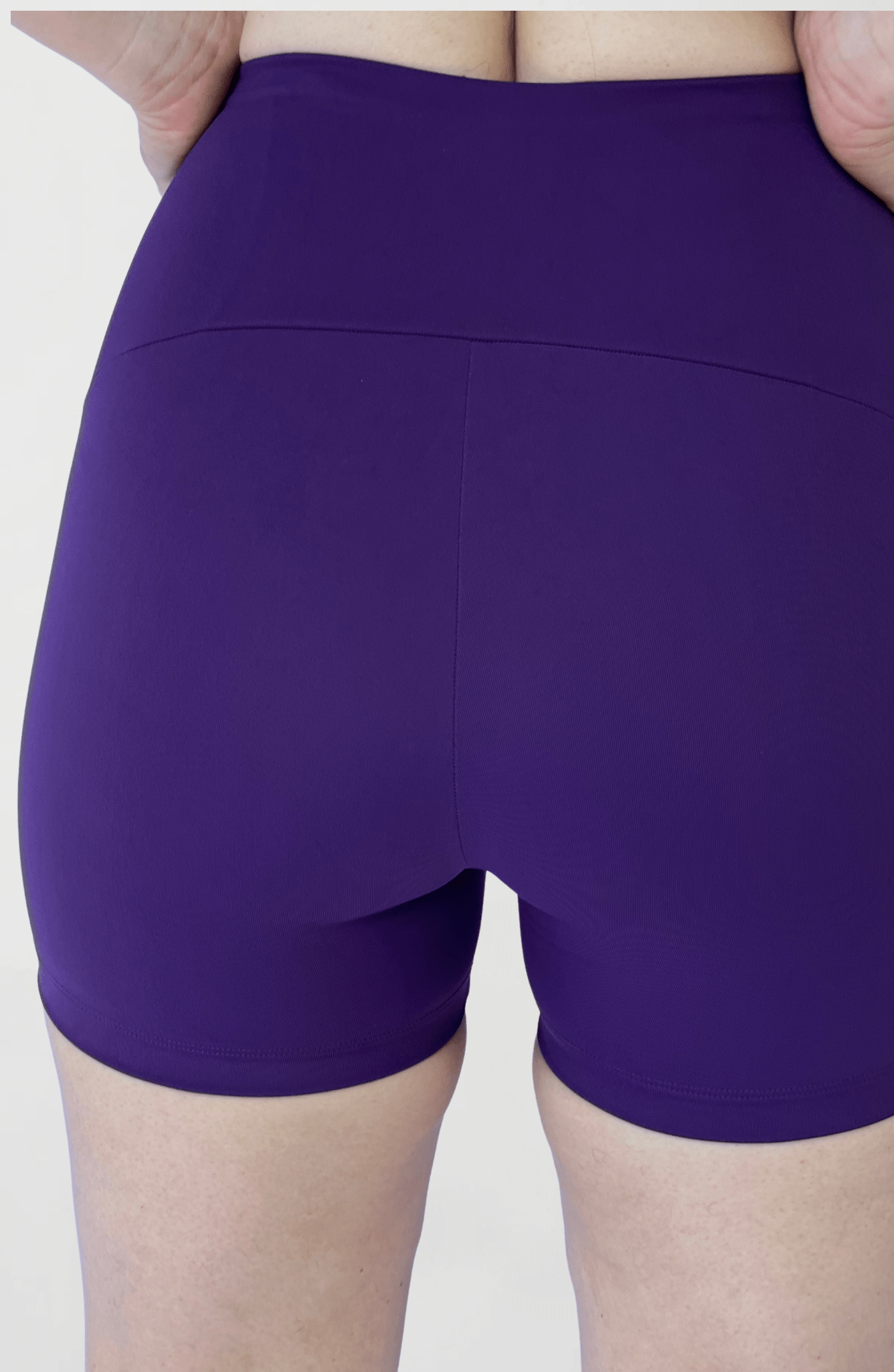 Short curto beringela 2.0