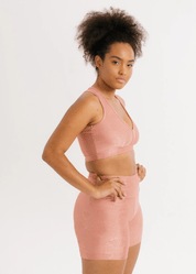 Short intermediário textura rosa