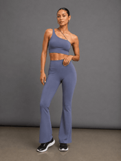 Calça Flare