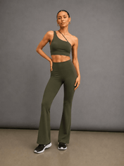 Calça Flare