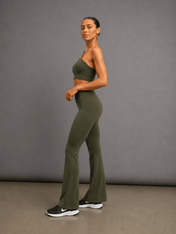 Calça Flare